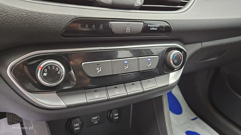 Hyundai i30 19