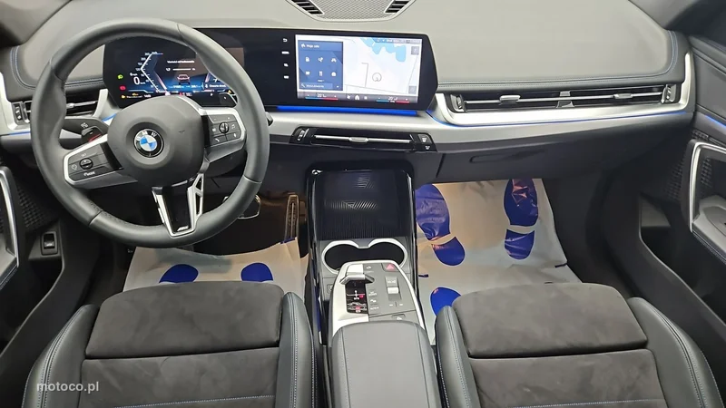 BMW X1 U11 13