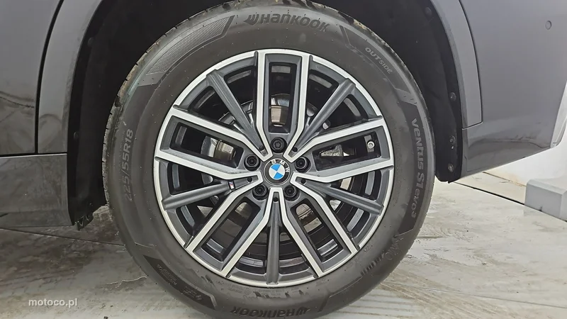 BMW X1 U11 24