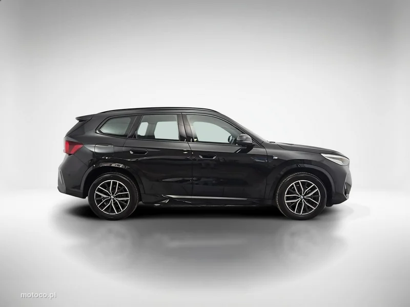 BMW X1 U11 6