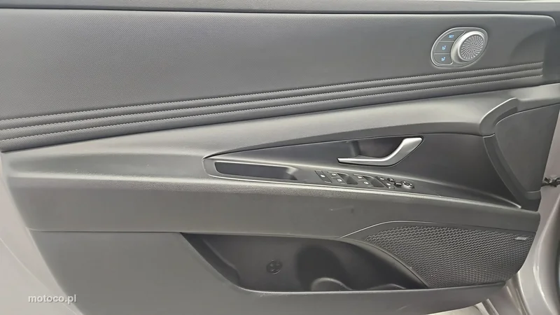 Hyundai Elantra 10