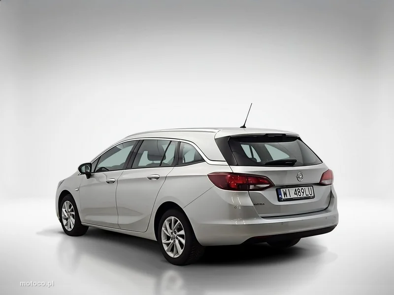 Opel Astra L 3