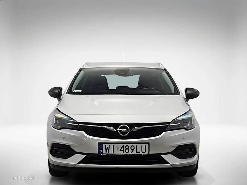 Opel Astra L 8