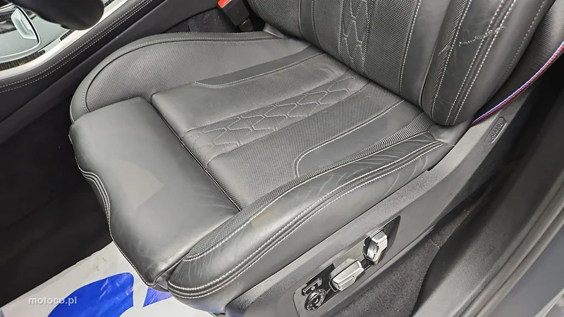 BMW X5 G05 12