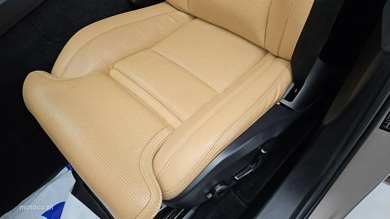 Volvo XC 60 12