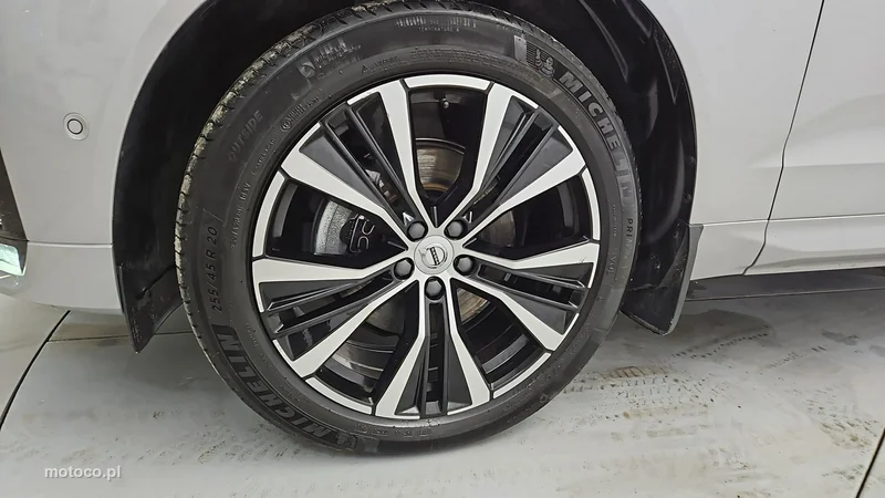 Volvo XC 60 24