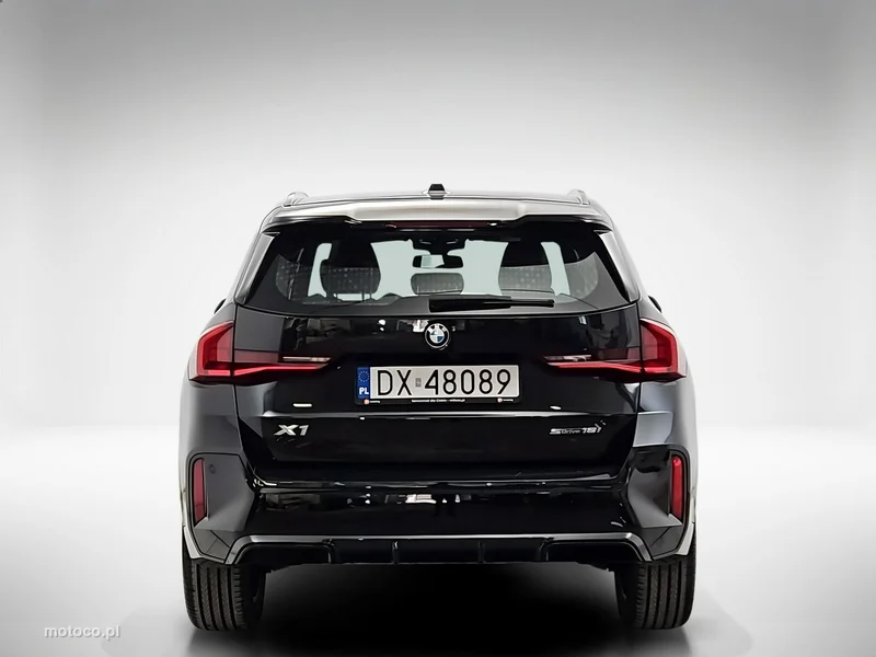 BMW X1 U11 4