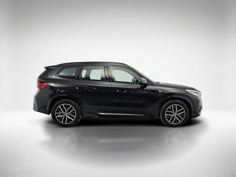 BMW X1 U11 6