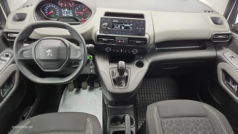 Peugeot Rifter 13
