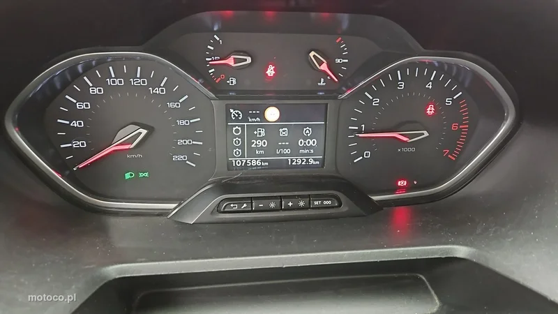 Peugeot Rifter 14