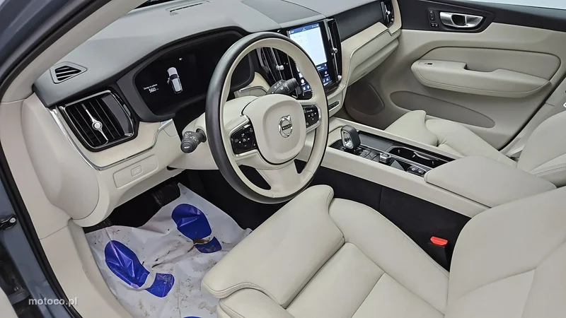 Volvo XC 60 9