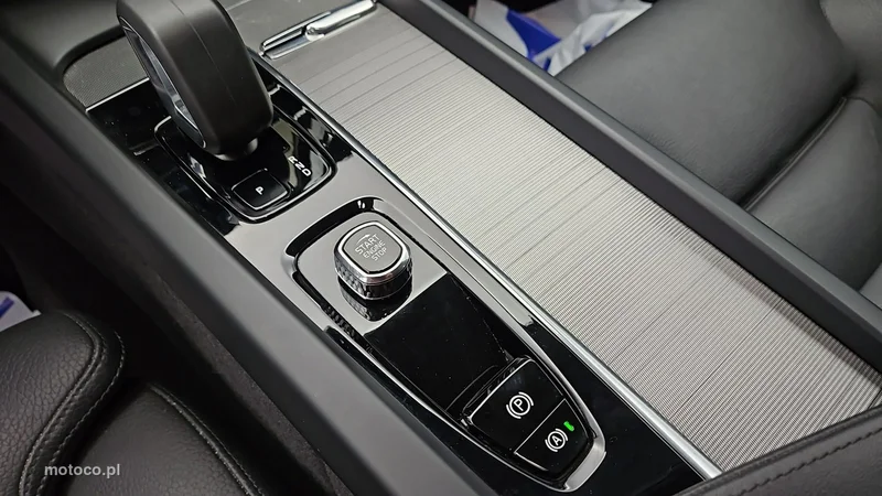 Volvo XC 60 17