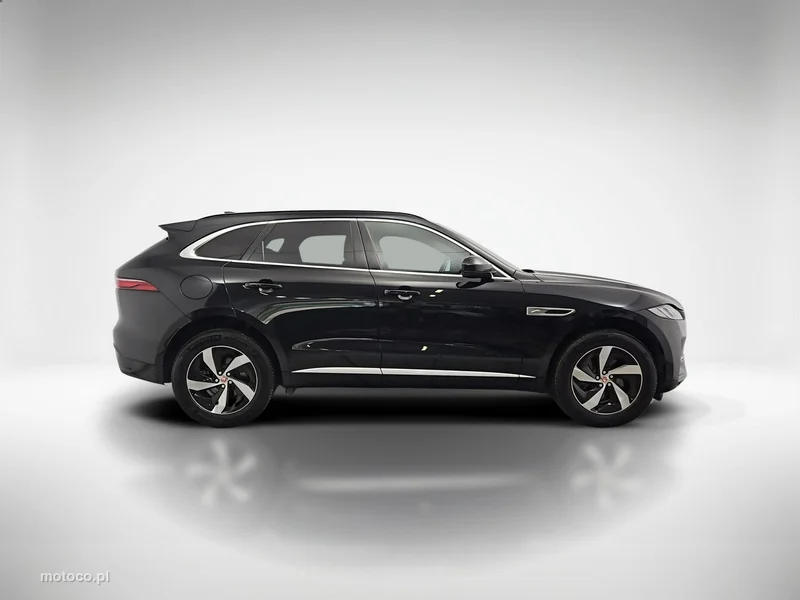 Jaguar F-Pace 6