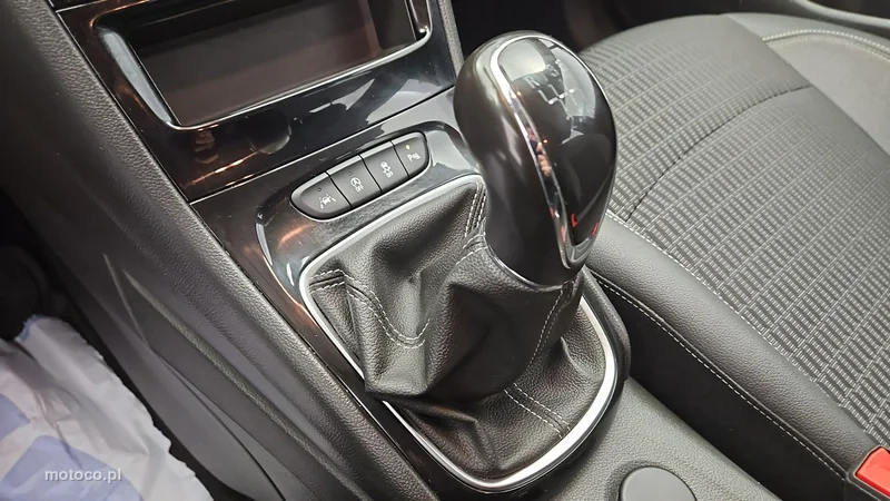 Opel Astra K 17
