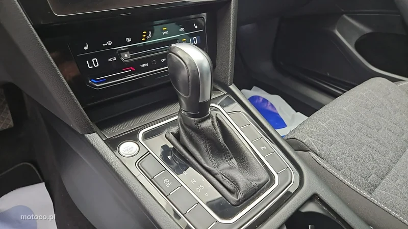 Volkswagen Passat Variant B8 17