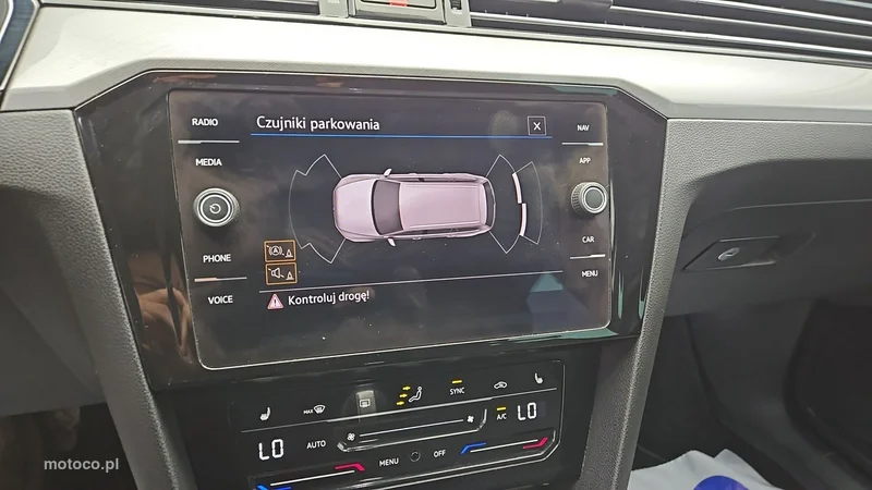 Volkswagen Passat Variant B8 19