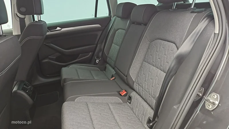 Volkswagen Passat Variant B8 20