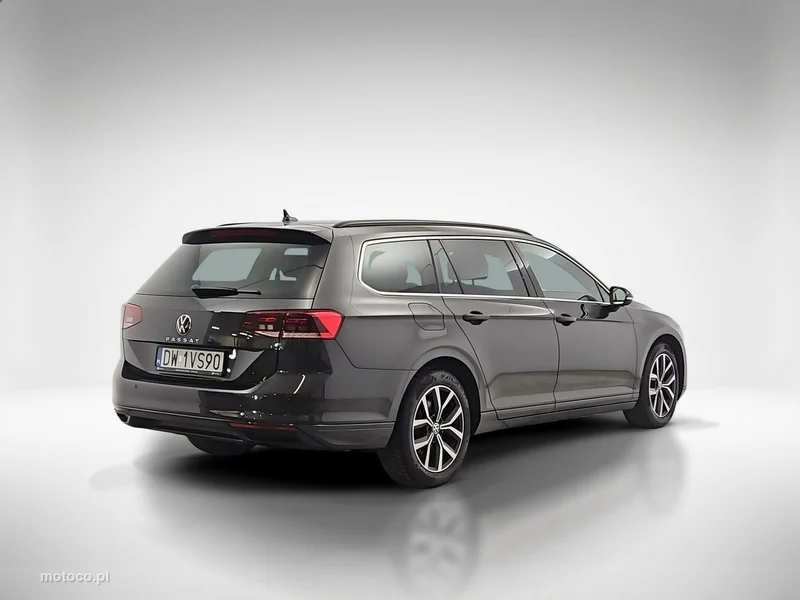 Volkswagen Passat Variant B8 5