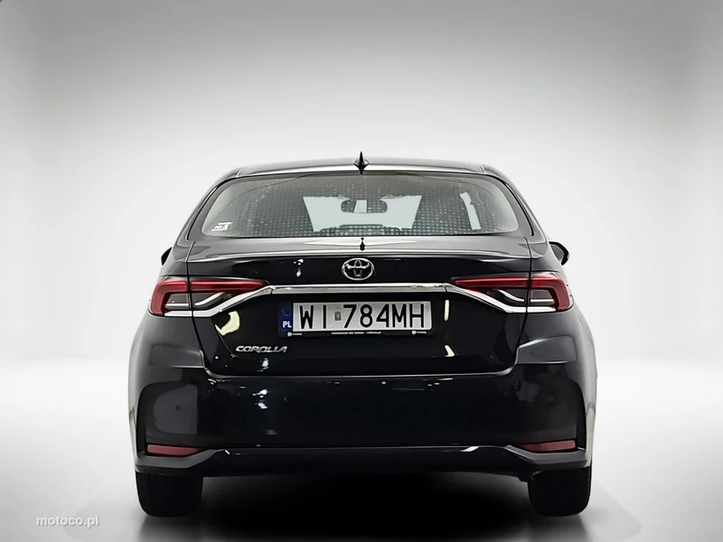 Toyota Corolla E210 4