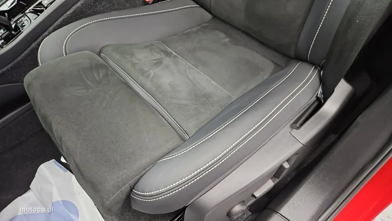 Volvo XC 40 12
