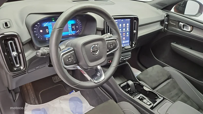 Volvo XC 40 9