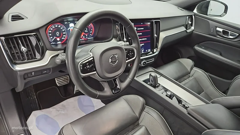 Volvo V60 9
