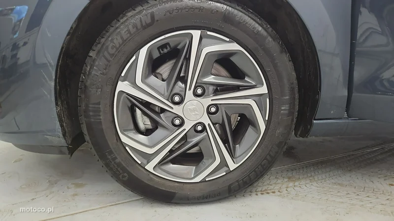 Hyundai i30 24