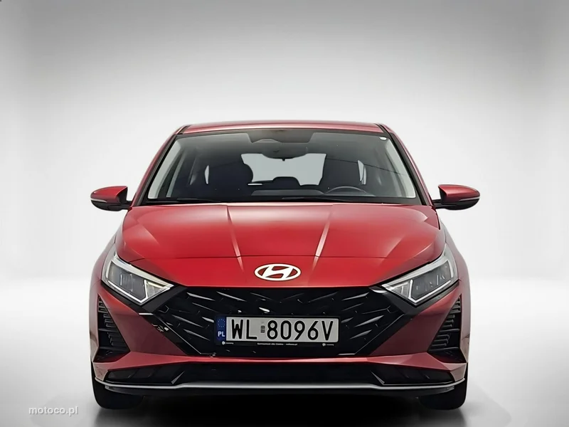 Hyundai i20 8