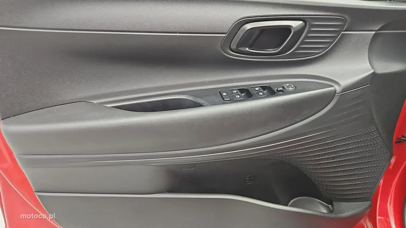 Hyundai i20 10