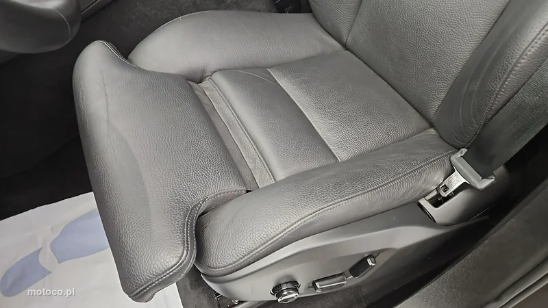 Volvo XC 90 12