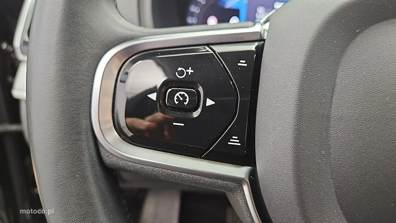 Volvo XC 90 16