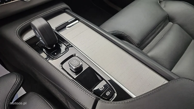 Volvo XC 90 18