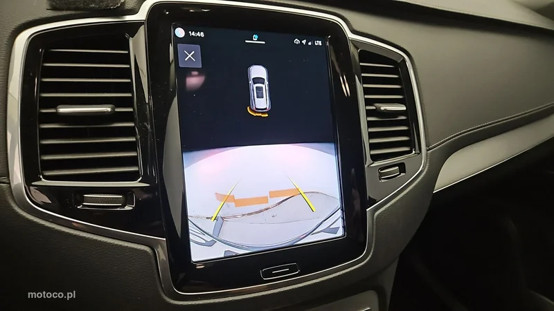 Volvo XC 90 21