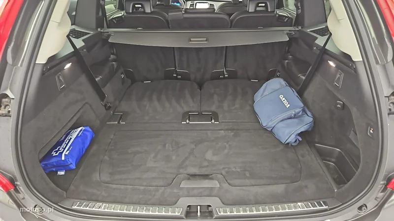 Volvo XC 90 24