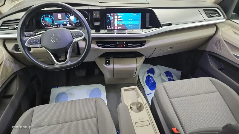 Volkswagen Multivan 13