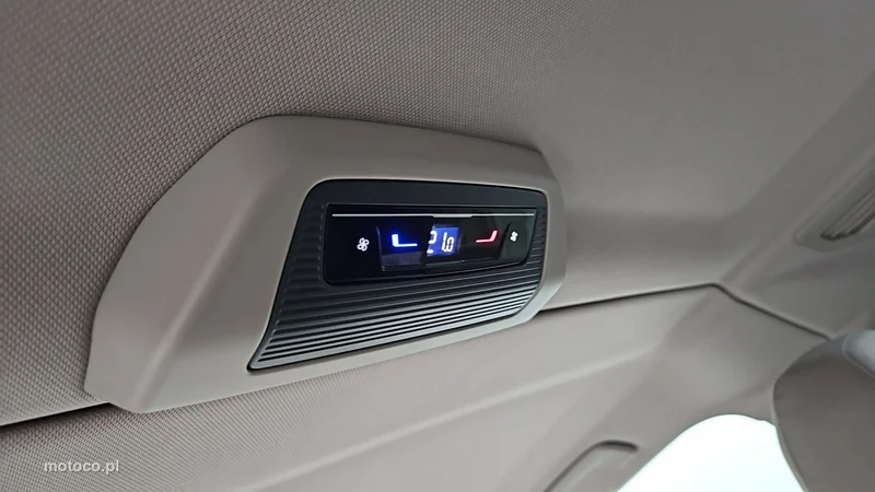 Volkswagen Multivan 22