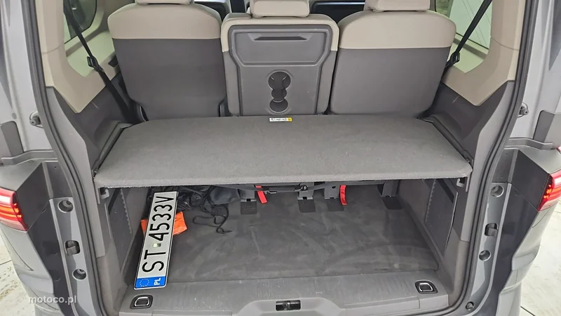 Volkswagen Multivan 23