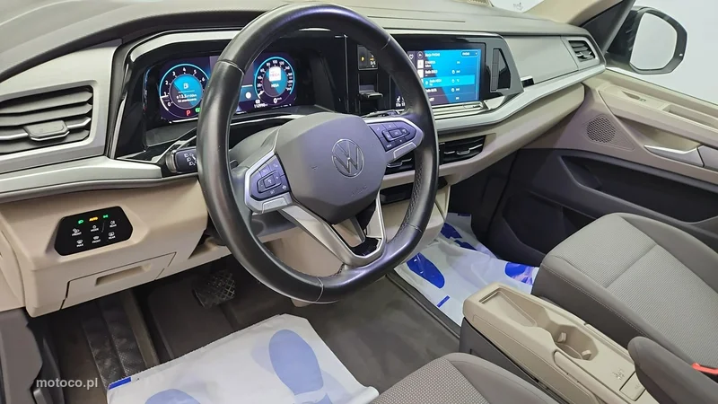 Volkswagen Multivan 9
