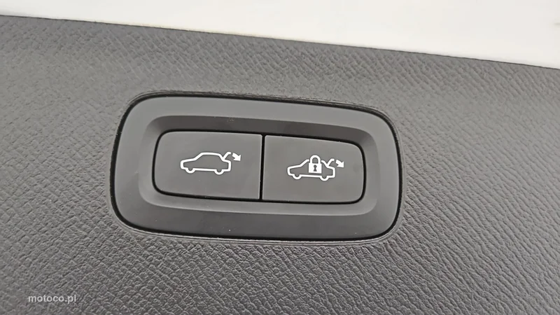 Volvo XC 90 25