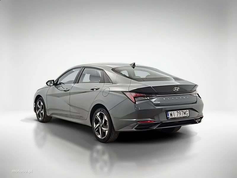 Hyundai Elantra 3