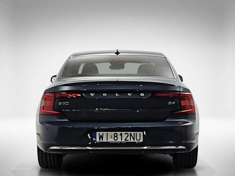 Volvo S90 4