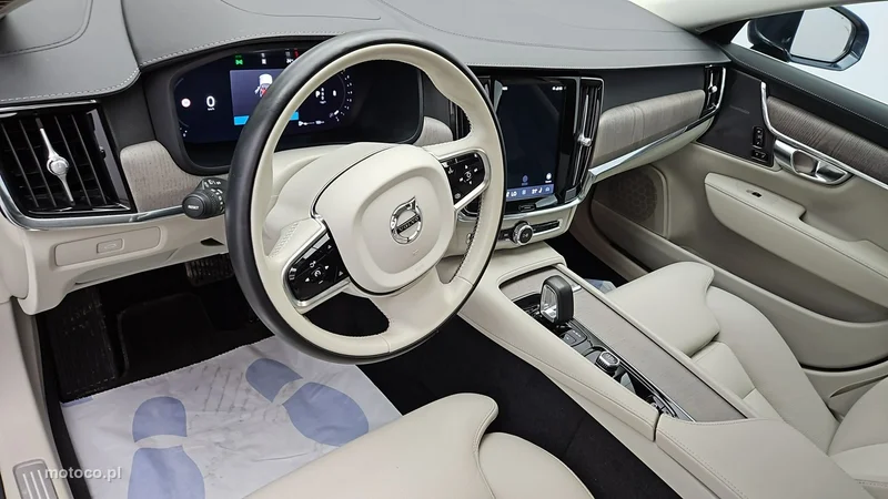 Volvo S90 9
