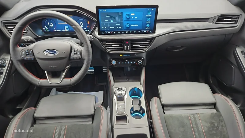 Ford Kuga III 13