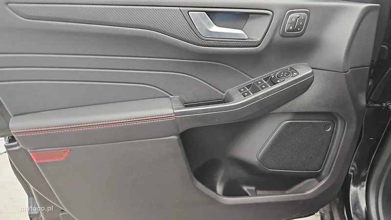 Ford Kuga III 10