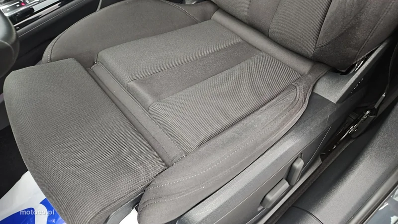 Audi A4 B9 12