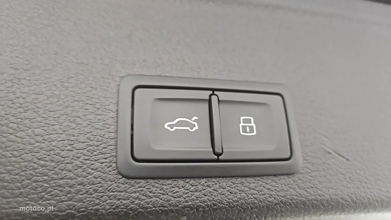 Audi A4 B9 24