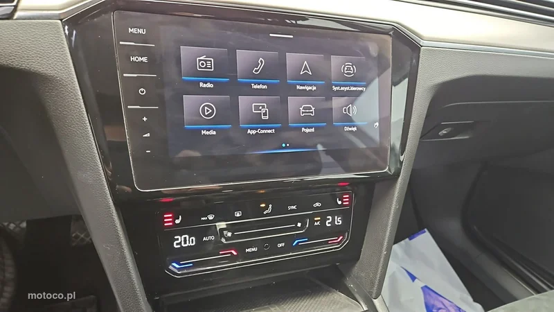Volkswagen Passat Variant B8 18