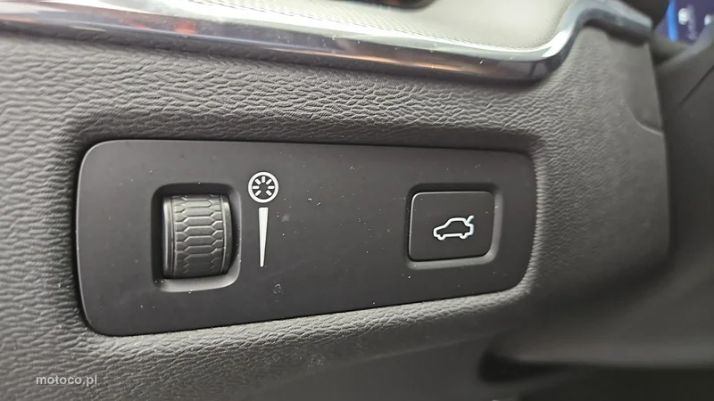 Volvo XC 60 17