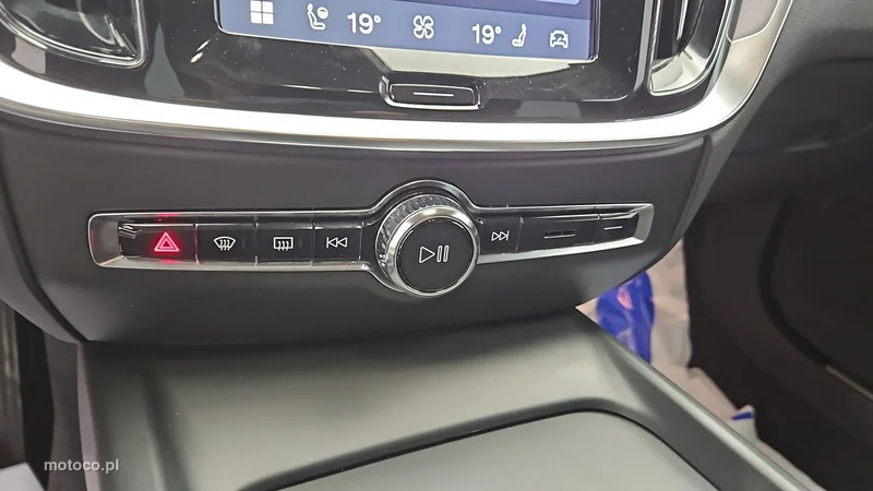 Volvo V60 19