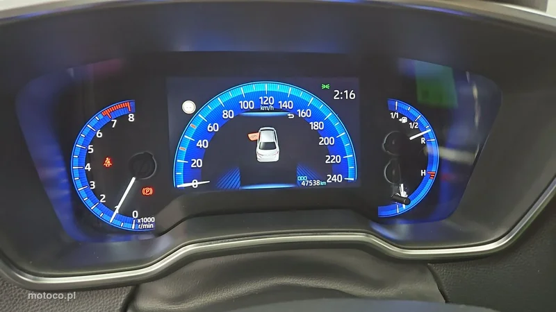 Toyota Corolla E210 14